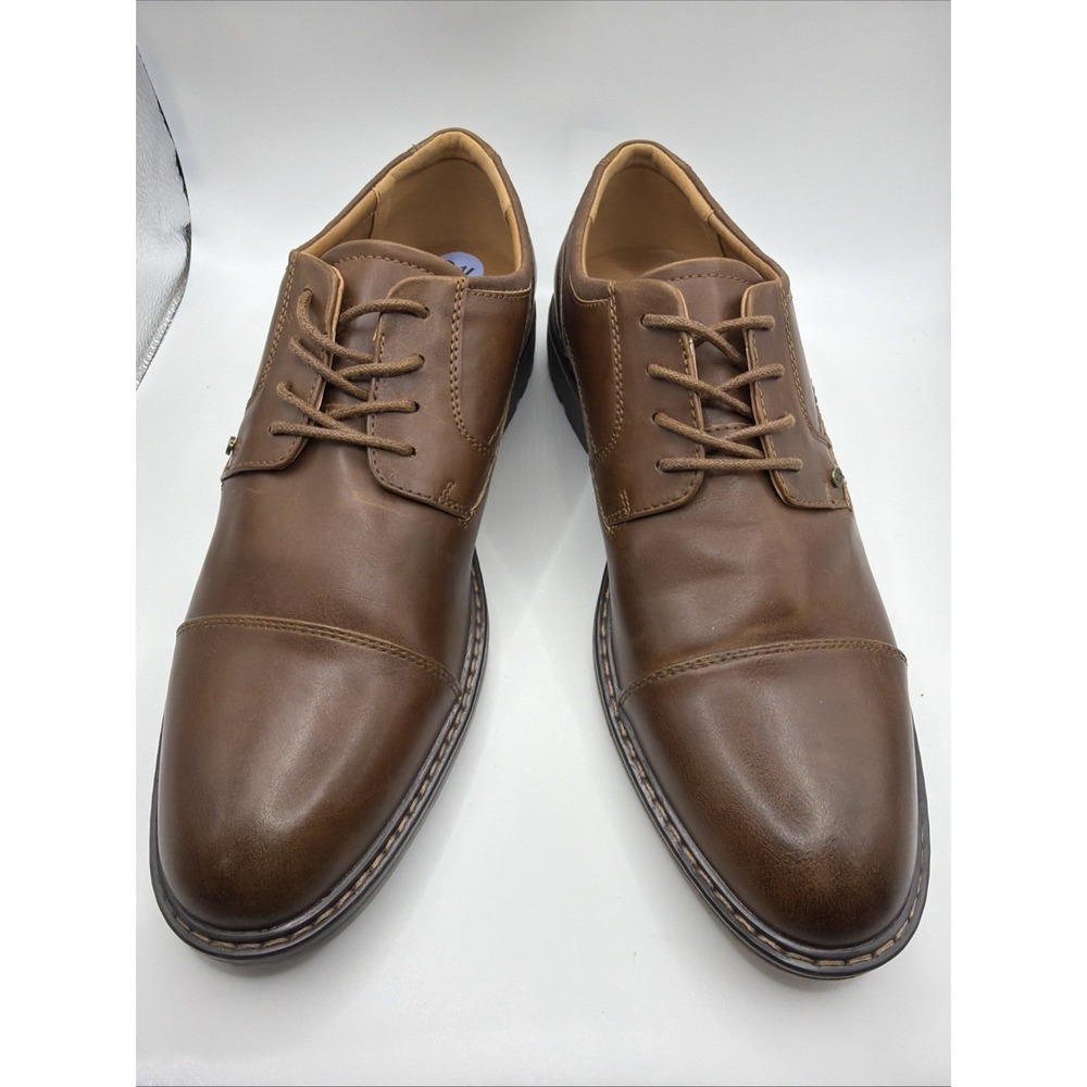 Guess Oxford Men's Dress Shoes Brown Faux Leather Size 8.5. New Without A Box.